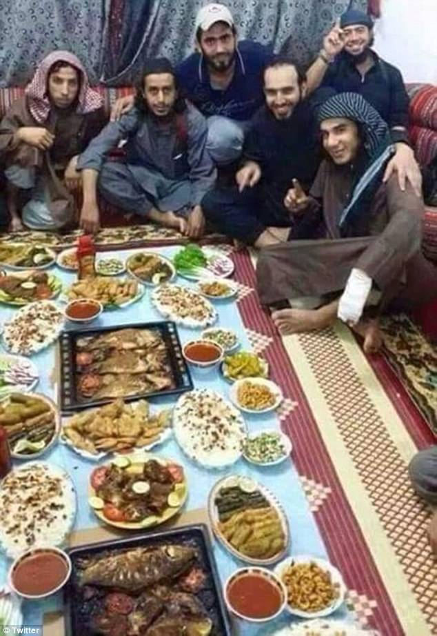 45 ISIS militants killed after eating poisoned meal 