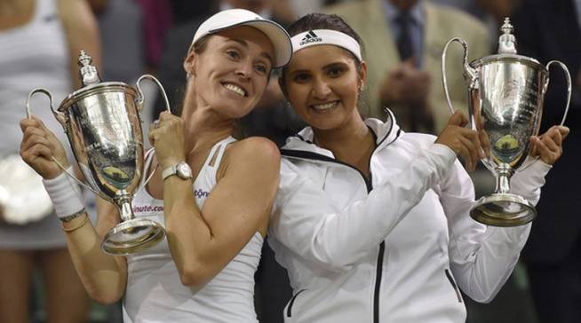 Sania Mirza, Martina Hingis win Wimbledon women's doubles