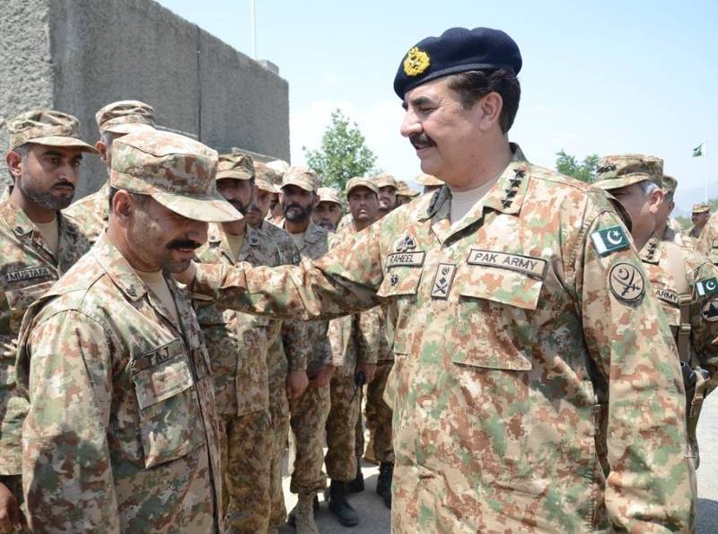 General Raheel Sharif plans Eid with soldiers in Waziristan