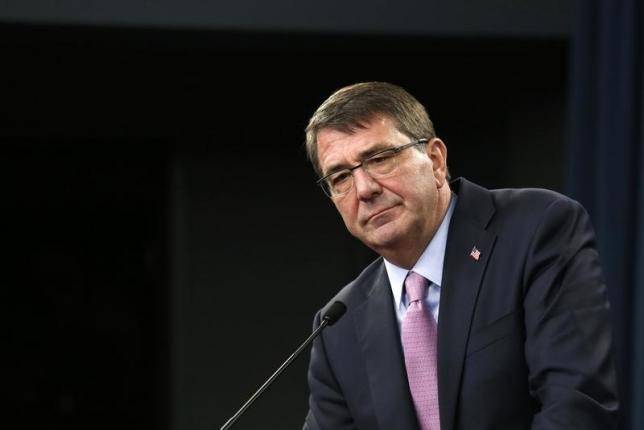 Carter pays unannounced visit to Iraq