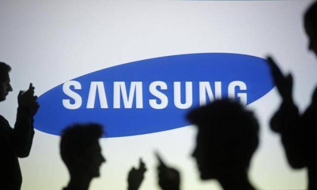 Samsung fights to save mobile market share