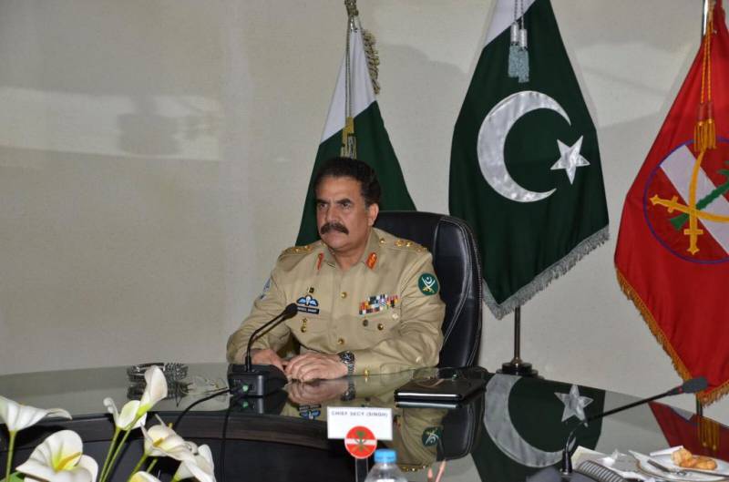 Army chief approves more military courts for Karachi