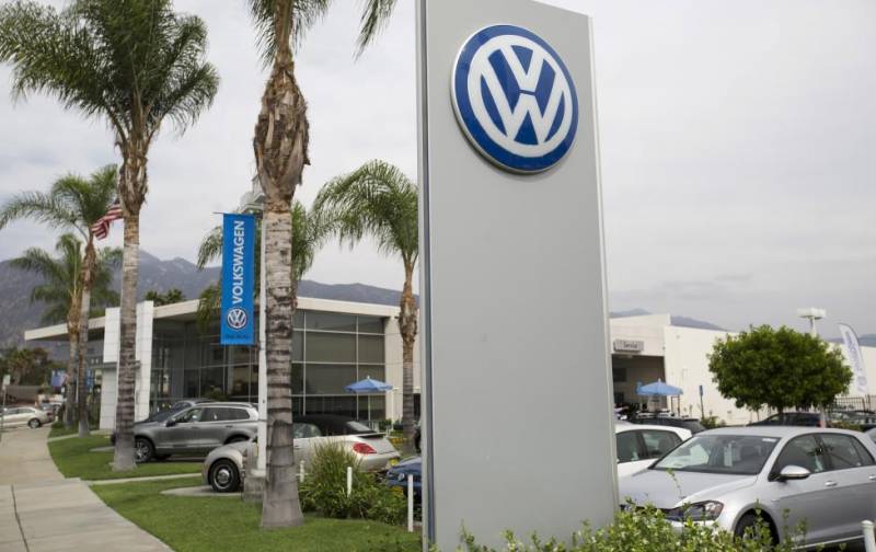 Volkswagen says 11 million cars hit by scandal