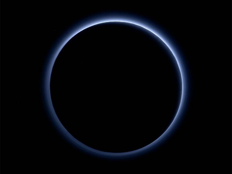 Pluto has blue sky, water ice: Nasa