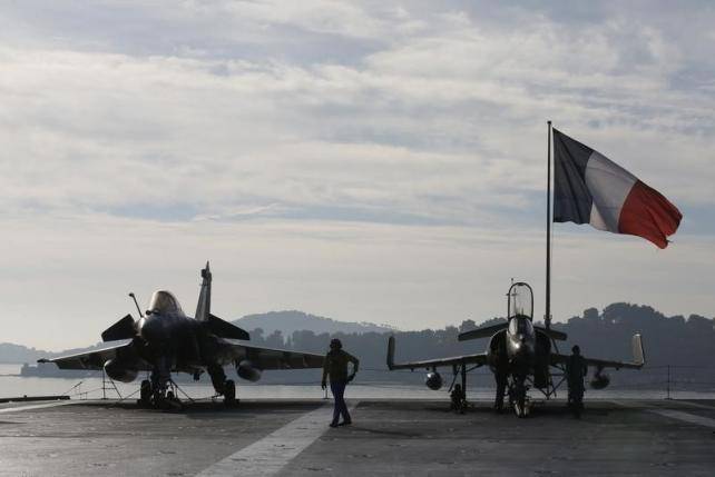 France pushes U.N. to support fight against IS