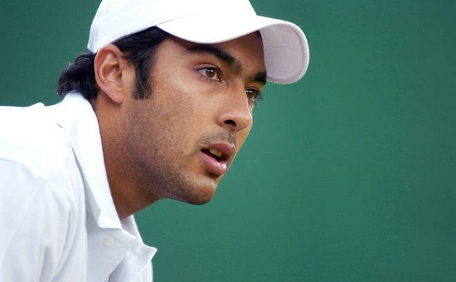 Aisam lays foundation stone of tennis court at Pakistan Sweet Homes