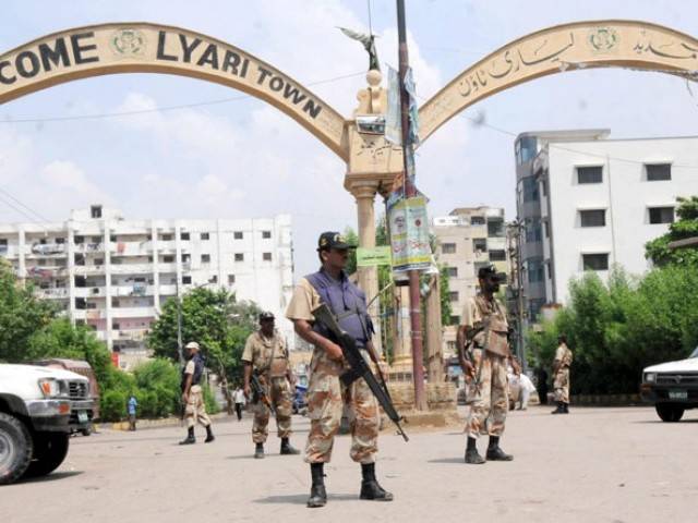 Gang war suspects' facilitator detained from Lyari General Hospital