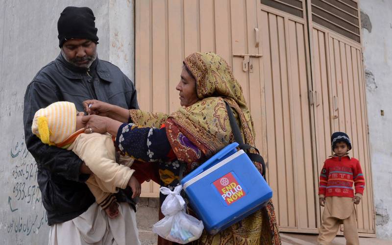 Polio workers teams attacked in Lahore