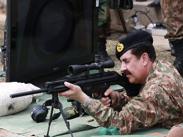 COAS orders to launch final phase of operation Zarb-e-Azb 