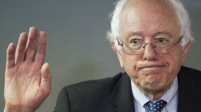 Bernie Sanders upsets Hillary Clinton in Michigan primary