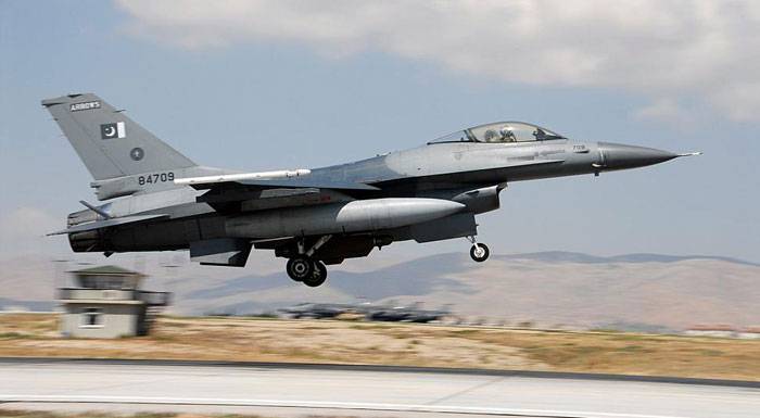 Bid to block Pakistan F-16 sale fails in US Senate