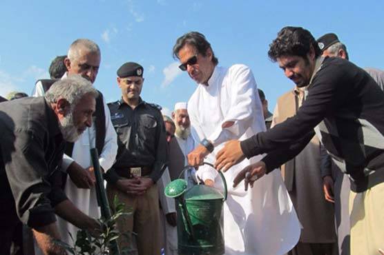 Imran starts Green Ribbon Movement with slogan 'One Tree One Life'