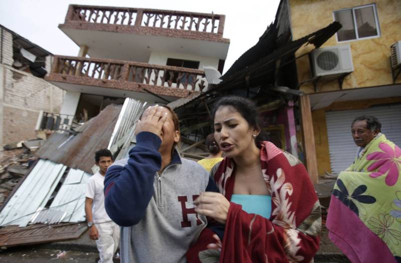 Ecuador quake toll rises to 233 dead: president