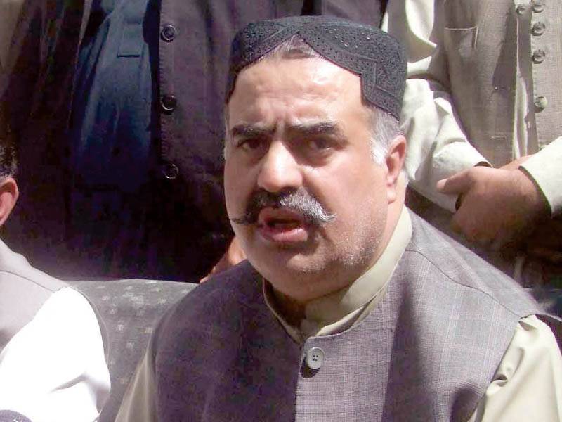 Balochistan to reap highest benefits from CPEC, PM tells CM Zehri