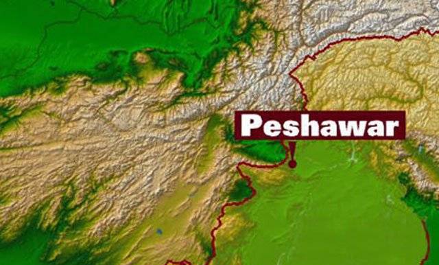 Policeman killed as twin blasts strike anti-polio team in Peshawar