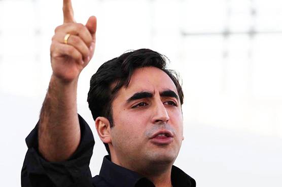  Bilawal asks PM to admit failure in appointing FM