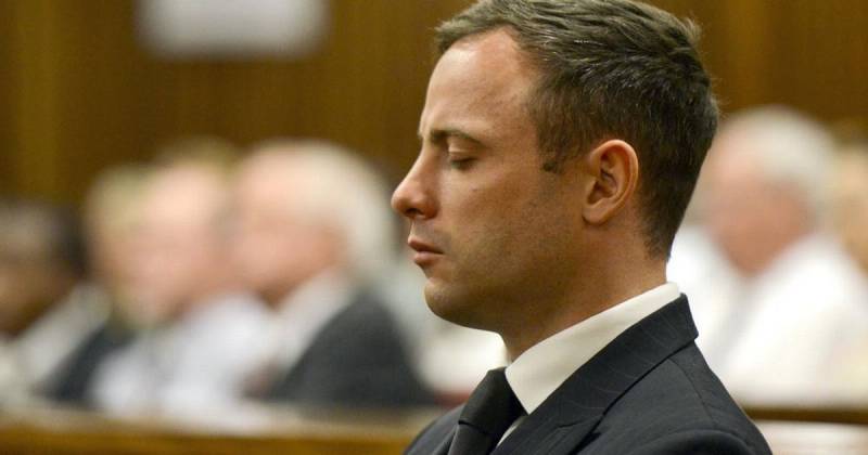 'Depressed' Pistorius in court for murder sentencing