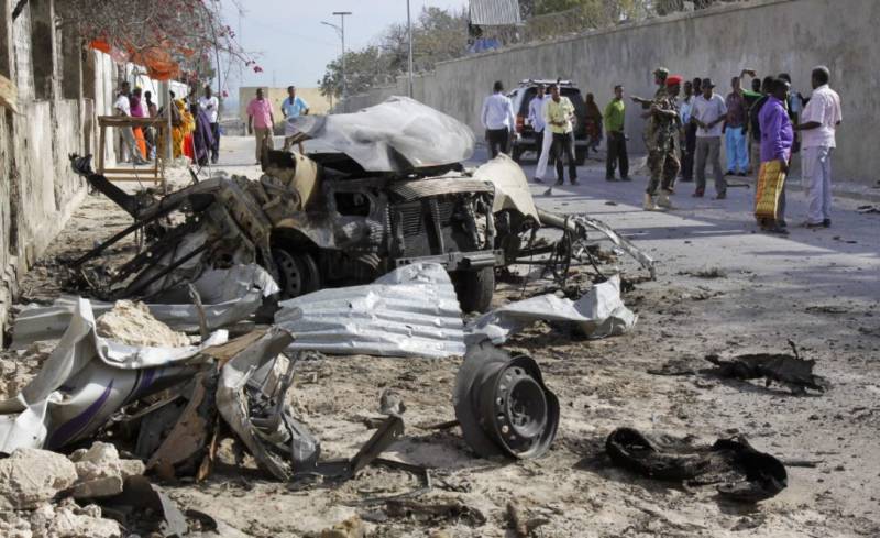 At least 18 killed in Somalia roadside bombing
