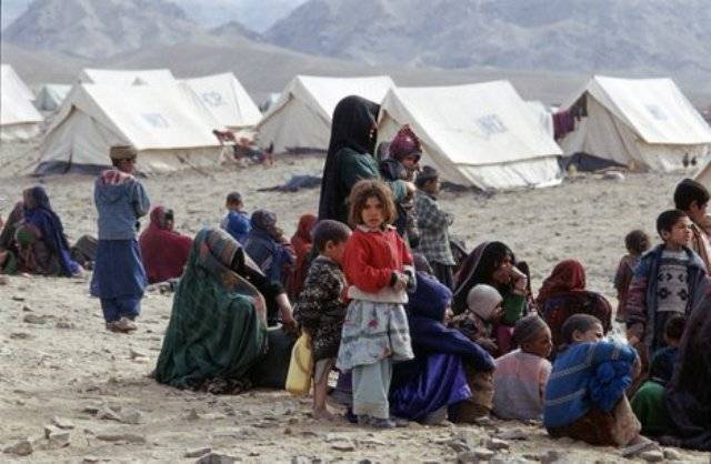 Pakistan urges world to help ensure honourable repatriation of Afghan refugees