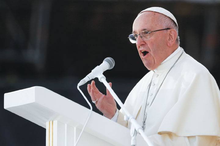 Murder in God's name 'satanic', Pope says at mass for slain priest