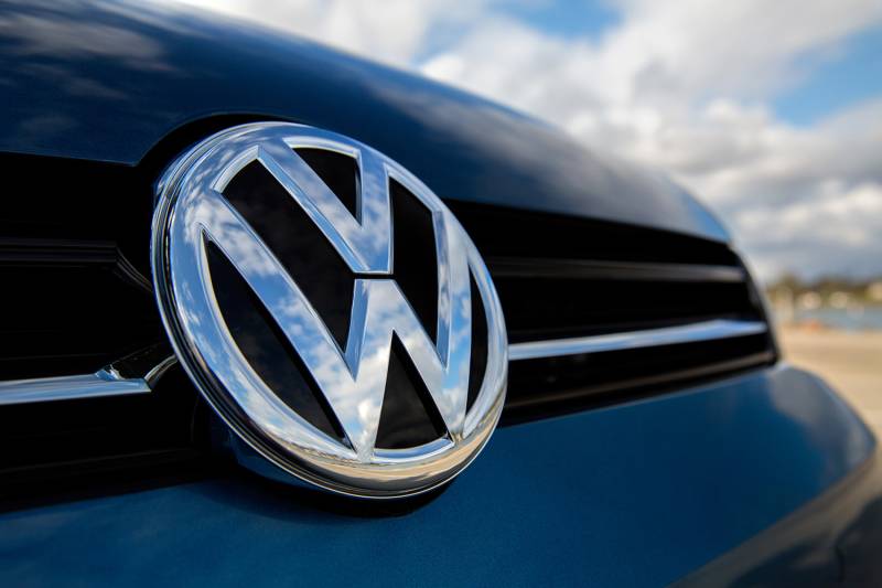 Volkswagen to pay $175 million to U.S. lawyers suing over emissions