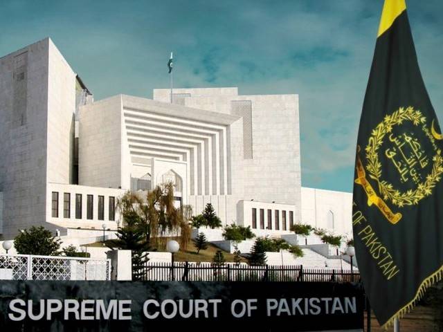 SC issues notice to Nawaz, others in Panamagate petition