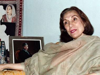 Bilawal pays tribute to Begum Nusrat Bhutto