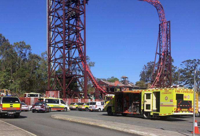 Four killed on river ride at Australia's biggest theme park