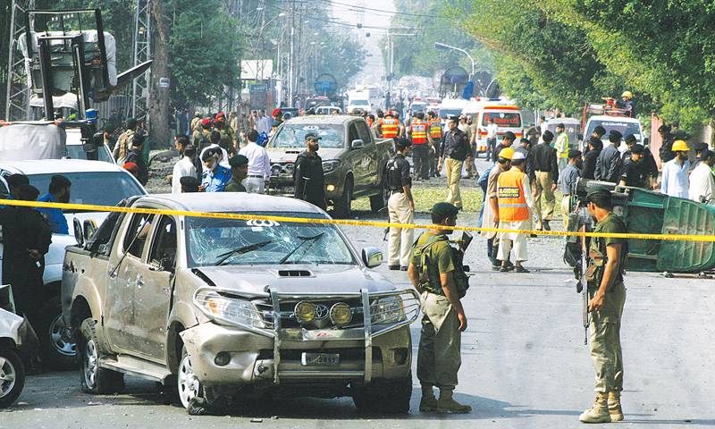 Police official killed, BDS personnel injured in twin IED blasts in Peshawar 