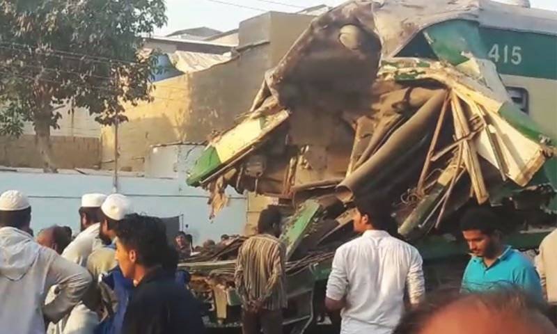 Trains collide near Landhi, Karachi; at least 19 dead, 50 injured