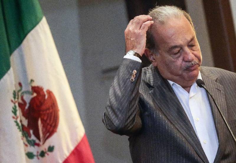 Mexico's Slim says Trump's plans would 'destroy' U.S. economy
