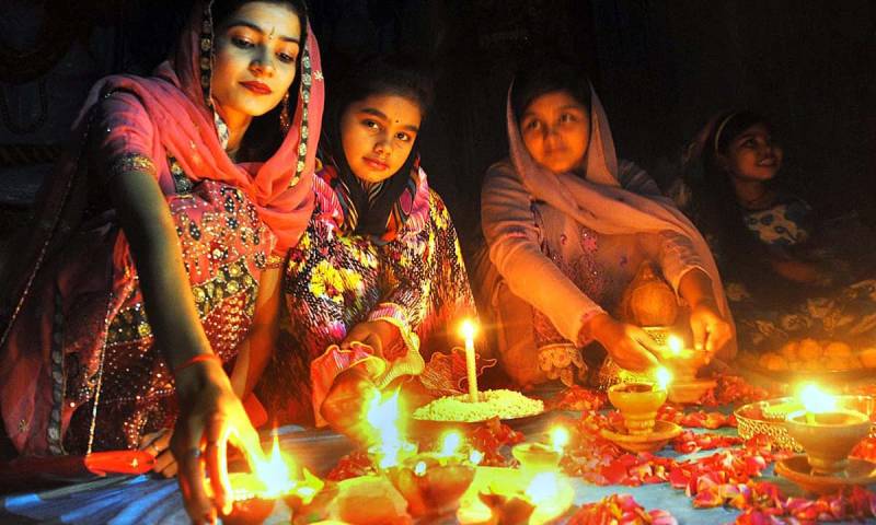 Ramesh Vanwani celebrates Diwali with Baloch Hindu children