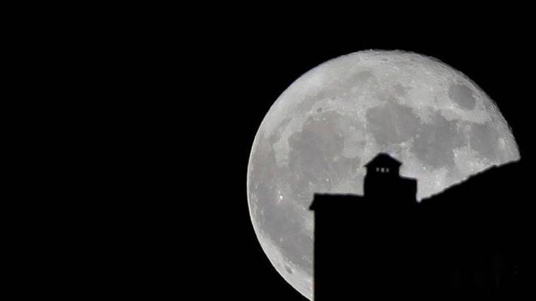 Night delight: 'supermoon' to grace Earth's skies