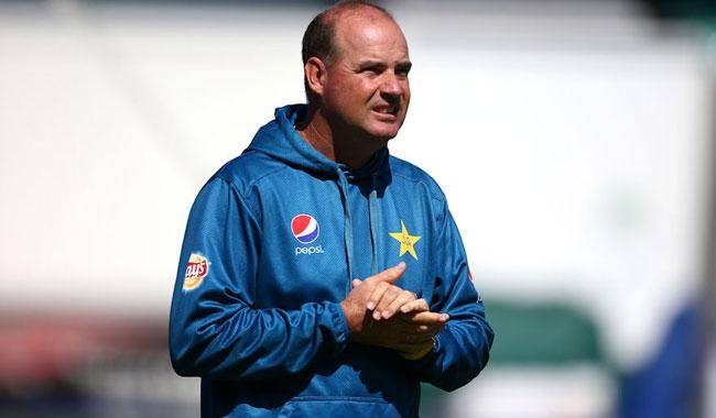Pakistani seamers can trouble NZ batsmen, says Mickey Arthur