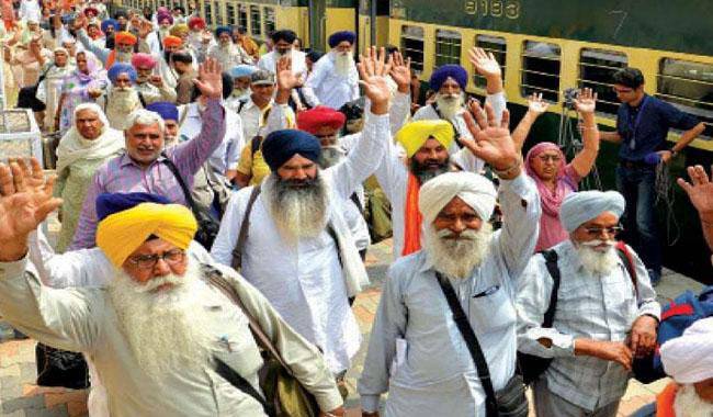 Sikh Yatrees leave for India after taking part in celebrations of Guru Nanak's birth anniversary