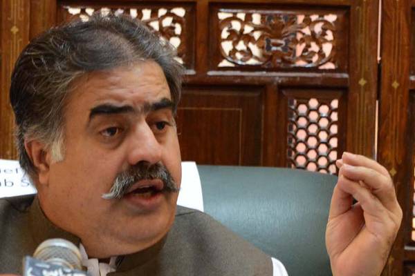 Zehri directs timely completion of Kachi Canal project