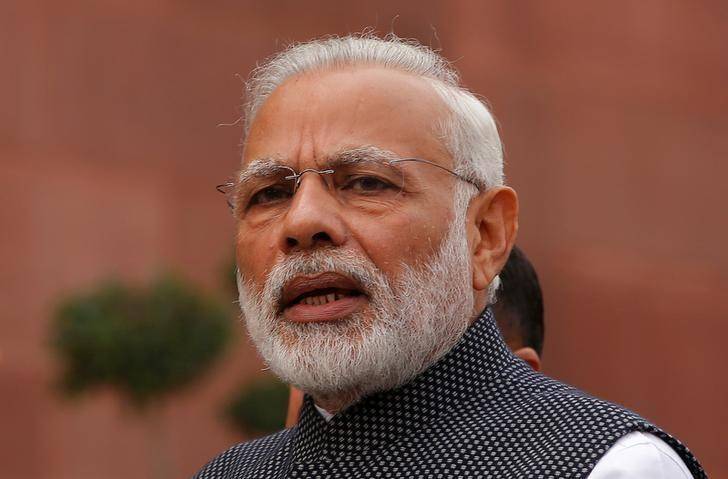 PM Modi calls for move towards cashless society