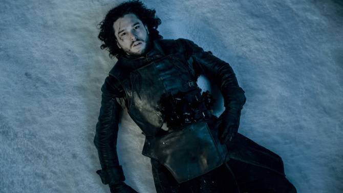 New official shots from 'Game of Thrones' depict Christmas is coming