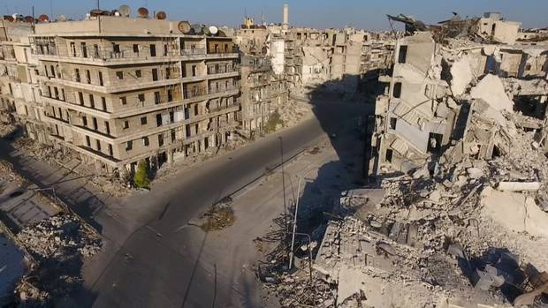 Syrian government forces press offensive in East Aleppo