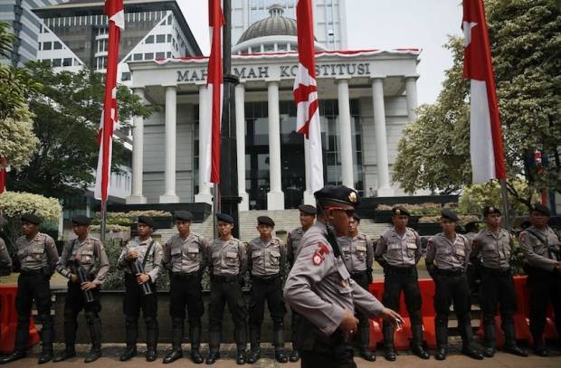 Indonesia police arrest three over suspected suicide bomb plot