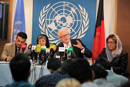  UN envoy urges Taliban to join peace process
