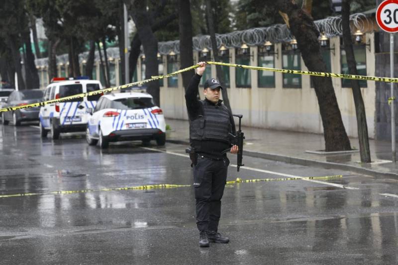 Attack near police station in Turkey, assailant killed