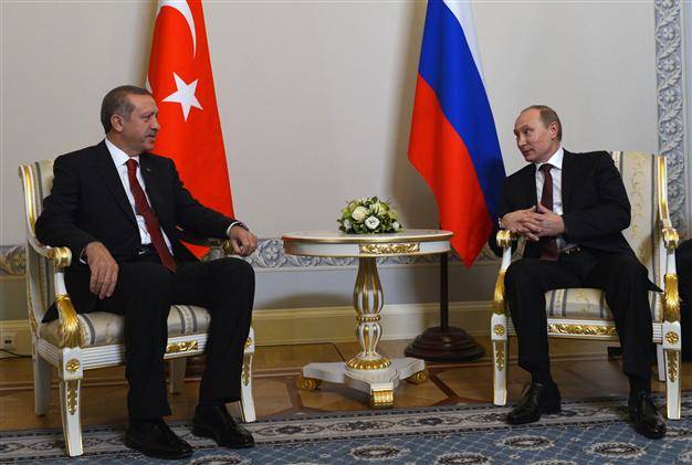 Russia, Turkey agree to 'coordinate' strikes in Syria: Moscow