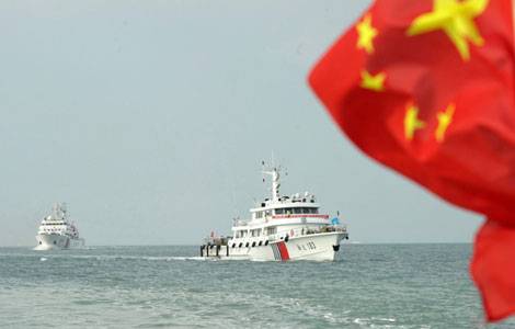 South China Sea: China warns US over islands 'confrontation'