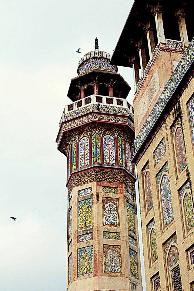 Shahi Hamam to Wazir Khan mosque 