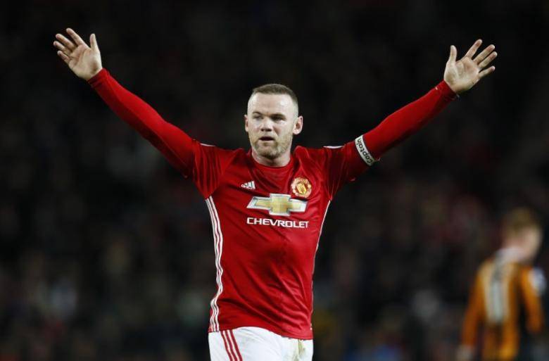 Rooney could miss League Cup final with muscle injury
