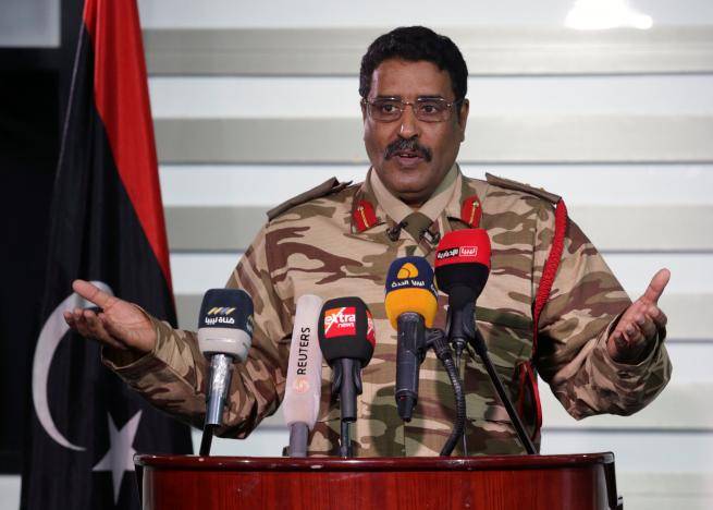 East Libyan forces target rival brigades with air strikes around oil ports