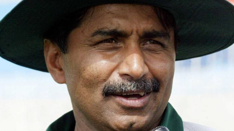 ‘He didn’t say anything wrong’ – Miandad defends Imran Khan’s remarks against foreign players