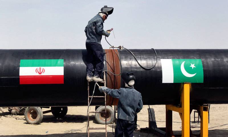 Pakistan likely to discuss gas agreement with Iran in May
