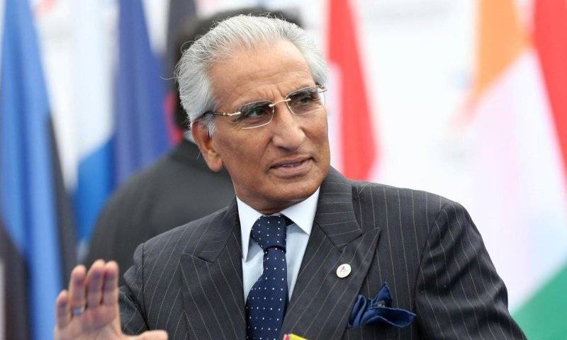 Special Assistant to PM Tariq Fatemi meets Governor of Riyadh